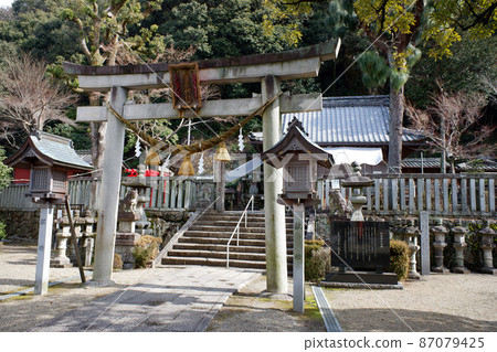 Gifu City Kashimori Shrine 87079425
