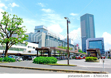 [Hiroshima] JR Hiroshima Station South Exit in early summer, sunny rotary (brightness correction) 87081436