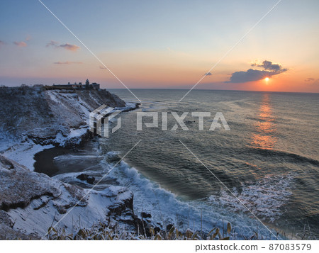 Hokkaido morning winter coast 87083579