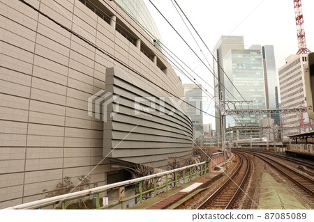 Tokyo International Forum and Shinkansen, Marunouchi, Chiyoda-ku, Tokyo Rafael Viñoly, former Tokyo Metropolitan Government Building site, 1997 87085089