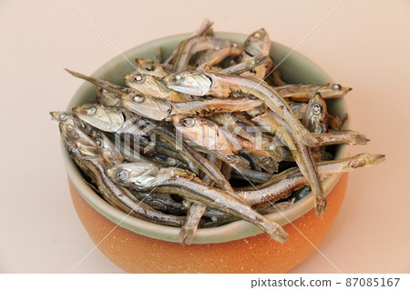 Niboshi Niboshi 鳀魚 Ooba Nakaba Koba Kaeri Niboshi Niboshi 鳀魚 Ooba Nakaba Koba Kaeri 87085167