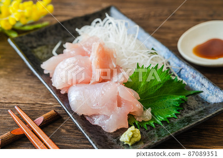 Tuna sashimi Tuna sashimi 87089351
