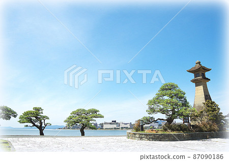 [Painting style] Scenery on the shores of Lake Shinji in fine weather ... Matsue City, Shimane Prefecture (fine weather) 87090186