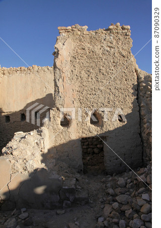 Ruins of mountain oasis Chebika at border of Sahara, Tunisia 87090329