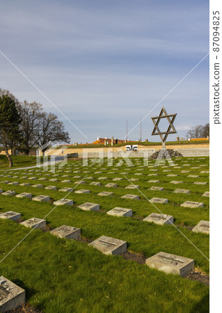 Small fortress and memorial to victims 2nd World War, Terezin, Northern Bohemia, Czech Republic Small fortress and memorial to victims 2nd World War, Terezin, Northern Bohemia, Czech Republic 87094825
