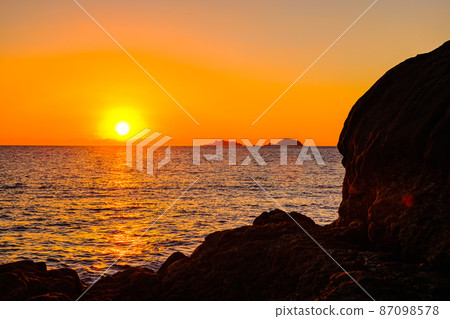 Evening view overlooking Gunkanjima Evening view overlooking Gunkanjima 87098578