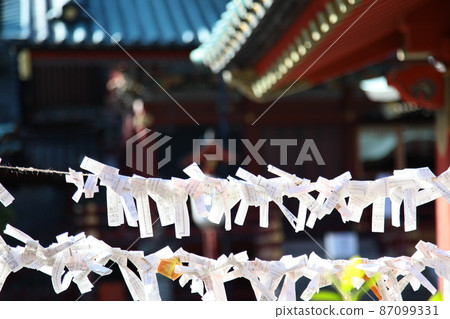 A shrine A shrine 87099331