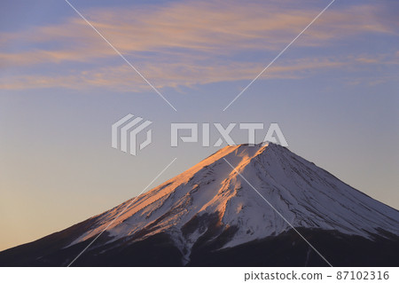 Sacred mountain red Fuji 87102316