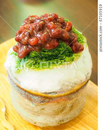 使用京都宇治抹茶的宇治金時柿子 使用京都宇治抹茶的宇治金時柿子 87105919