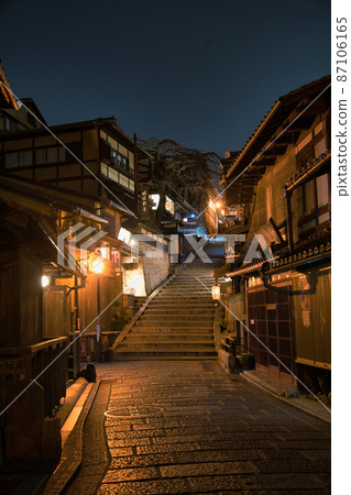 2021年12月京都Nineizaka(Ninenzaka)夜景 2021年12月京都Nineizaka(Ninenzaka)夜景 87106165