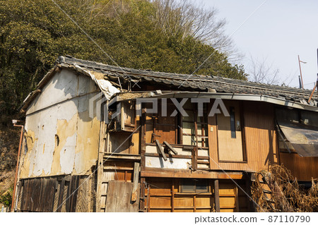 A very old and beautiful building in Kasaoka City, Okayama Prefecture, Japan 87110790