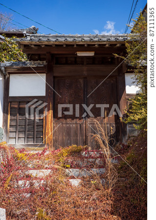 日本岡山縣備前市日瀨的一座古老而美麗的建築 日本岡山縣備前市日瀨的一座古老而美麗的建築 87111365