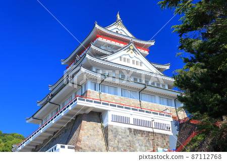 [Shizuoka Prefecture] Atami Castle under clear skies (Izu Atami Onsen) 87112768