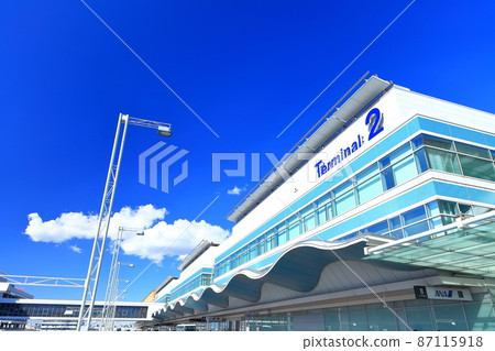 [東京] 羽田機場第 2 航站樓晴天 87115918