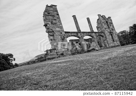 Port Arthur exile (monochrome) 87115942