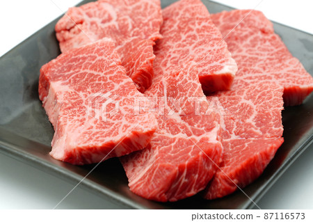 Blade steak for yakiniku (domestic beef) Blade steak for yakiniku (domestic beef) 87116573