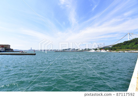 關門橋、門司港、下關和關門海峽的風景 87117592