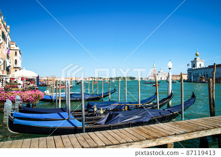Venice italy. Grand canal on a sunny day Venice italy. Grand canal on a sunny day 87119413