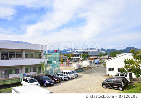 從山口線新山口站到山口站的車窗風景及周邊風景 87120198