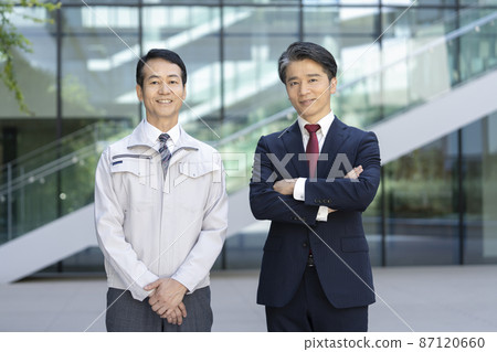 Work clothes and suit businessmen shooting cooperation "LINK FOREST" 87120660