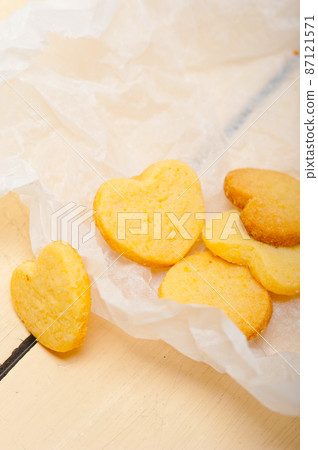 heart shaped shortbread valentine cookies heart shaped shortbread valentine cookies 87121571