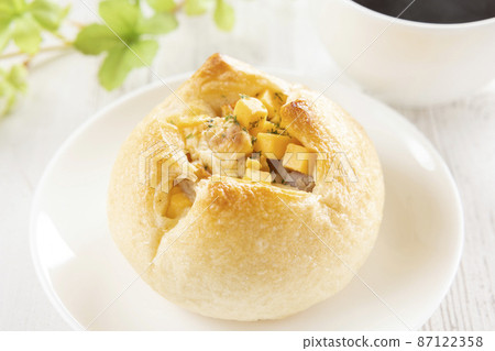 Delicious cheddar cheese bacon French bread and coffee morning 87122358