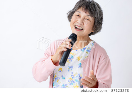 資深女性愛好歌曲 87123278