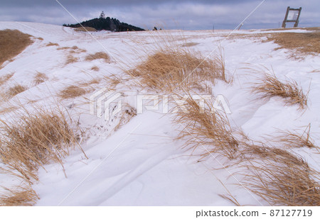 Scenery of Oishi Kogen in the snow, Kimino Town, Kaiso District, Wakayama Prefecture 87127719