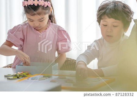 Children's Education Lifestyle 87128332