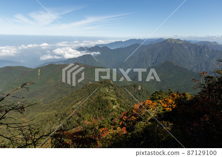 石槌山(愛媛郡)山景 石槌山(愛媛郡)山景 87129100