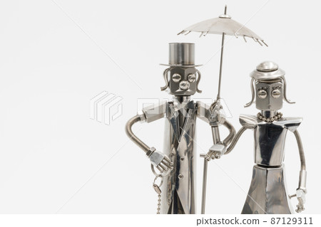 Model of gentleman and lady of Sogo umbrella, metal figure Model of gentleman and lady of Sogo umbrella, metal figure 87129311