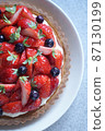 Handmade strawberry and blueberry tart 87130199