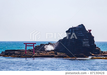 日本的100個海灘,勝浦,房總半島,守谷海灘(Moriya Beach),大島 日本的100個海灘,勝浦,房總半島,守谷海灘(Moriya Beach),大島 87130428