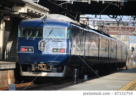 Series 117 "WEST EXPRESS Ginga" Series 117 "WEST EXPRESS Ginga" 87132754