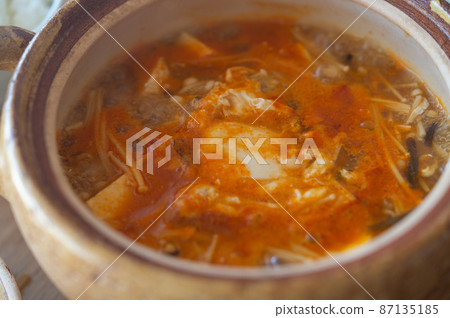 酸辣湯（Sanrattan、Suratan） 87135185