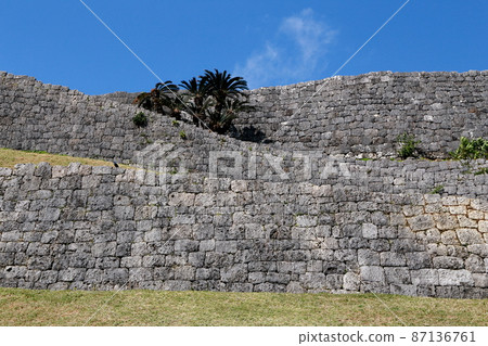 Okinawa Castle Katsuren Castle Beautiful walls 87136761