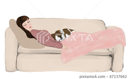 睡在沙發上的女孩和狗 睡在沙發上的女孩和狗 87137662