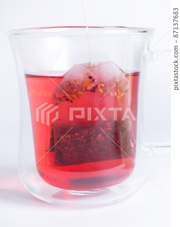Flavored tea mixed berries 87137683