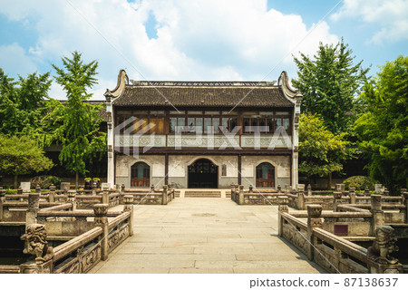 main hall of Zhaoming Academy in wuzhen, Zhejiang, China 87138637