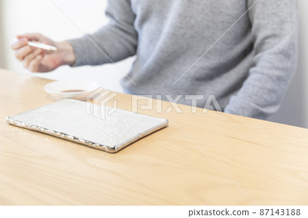 台板和合成人切割 台板和合成人切割 87143188