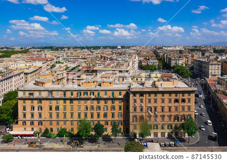 羅馬城市景觀(來自山上的梵蒂岡博物館) 羅馬城市景觀(來自山上的梵蒂岡博物館) 87145530