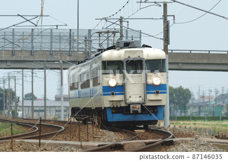 北陸本線加賀笠間三河JR西475系A24編隊(金澤) 北陸本線加賀笠間三河JR西475系A24編隊(金澤) 87146035