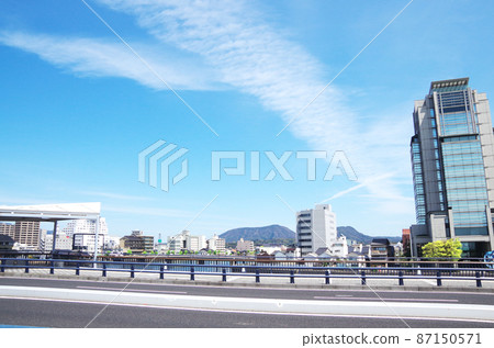 Cityscape of Matsue City seen from Shinjiko Ohashi Bridge ... Matsue City, Shimane Prefecture: Sunny Cityscape of Matsue City seen from Shinjiko Ohashi Bridge ... Matsue City, Shimane Prefecture: Sunny 87150571