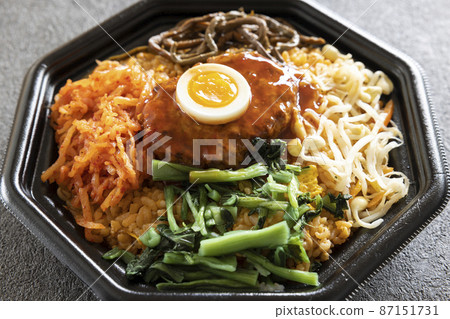 Bibimbap fried rice lunch with hamburger Bibimbap fried rice lunch with hamburger 87151731