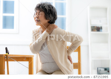 Senior negative image hurts Senior negative image hurts 87151995