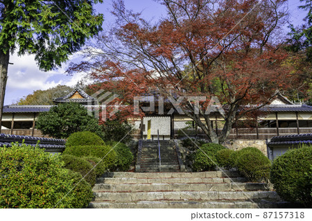 Hosenji Sanmon Gate, Ibara City, Okayama Prefecture Hosenji Sanmon Gate, Ibara City, Okayama Prefecture 87157318
