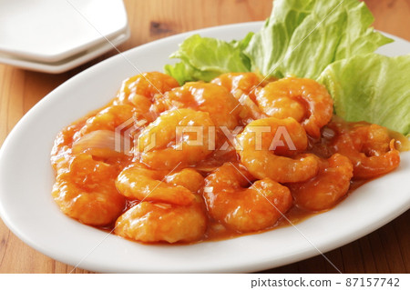 Stir-fried shrimp with chili sauce 87157742