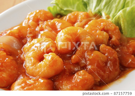 Stir-fried shrimp with chili sauce 87157759