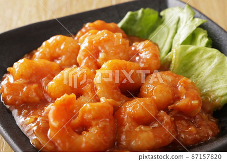 Stir-fried shrimp with chili sauce 87157820