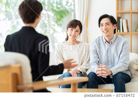 Business consultant planner middle living 87158472